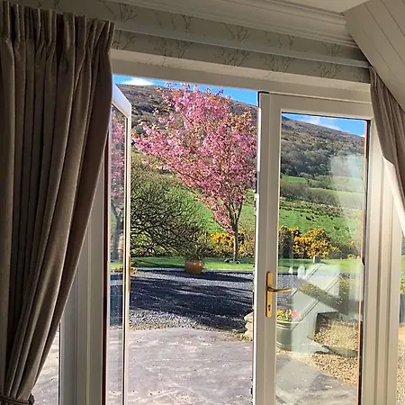 The Garden At Sleepy Hollow 3*